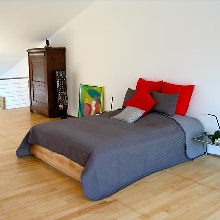 Artist'S Loft Zur Maloya Apartment Ormalingen Ruang foto
